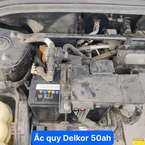 Cứu hộ ắc quy cho Vinfast Vf9 lắp bình ắc quy delkor 50ah