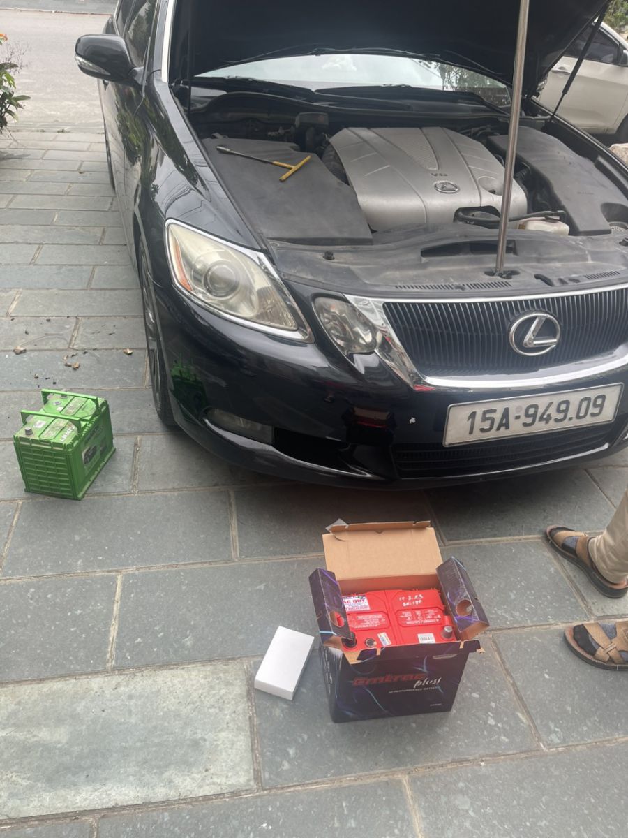 Bình ắc quy emtrac 100D26L 12V-70ah lắp cho xe Lexus Gs 300 tại Văn Cao Hải Phòng